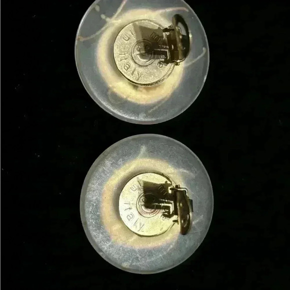 Made In Italy Clip On Earnings - Picture 6 of 6